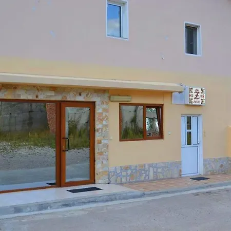 Zenit Hotel Satovcha