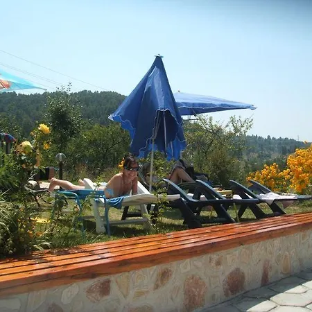 Hotel Zenit Satovcha